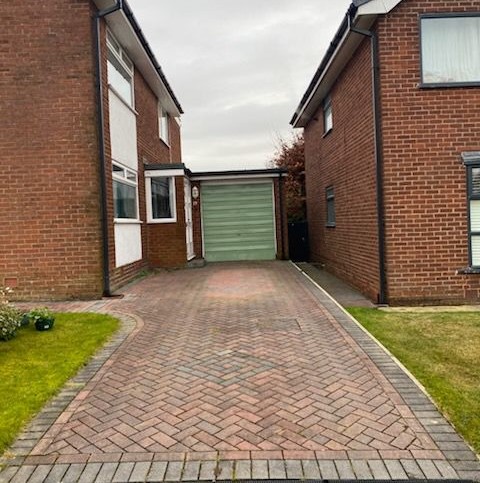 block paving driveway before cleaning